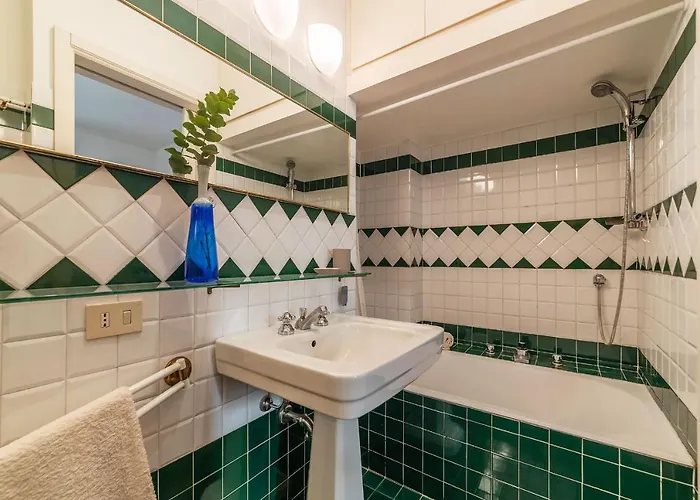 Colosseum - Charme Holidays Apartment Rome